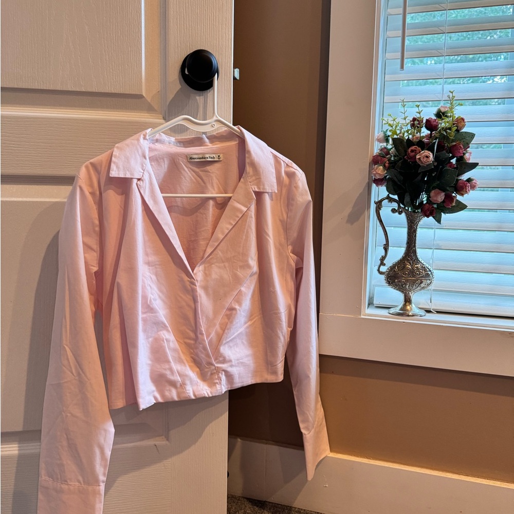 Abercrombie & Fitch Popplin Wrap Top